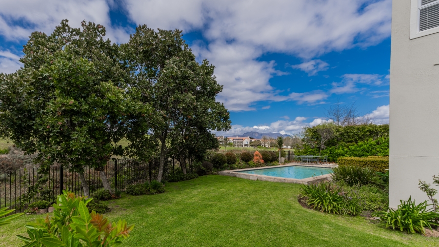 4 Bedroom Property for Sale in Boschenmeer Golf Country Estate Western Cape